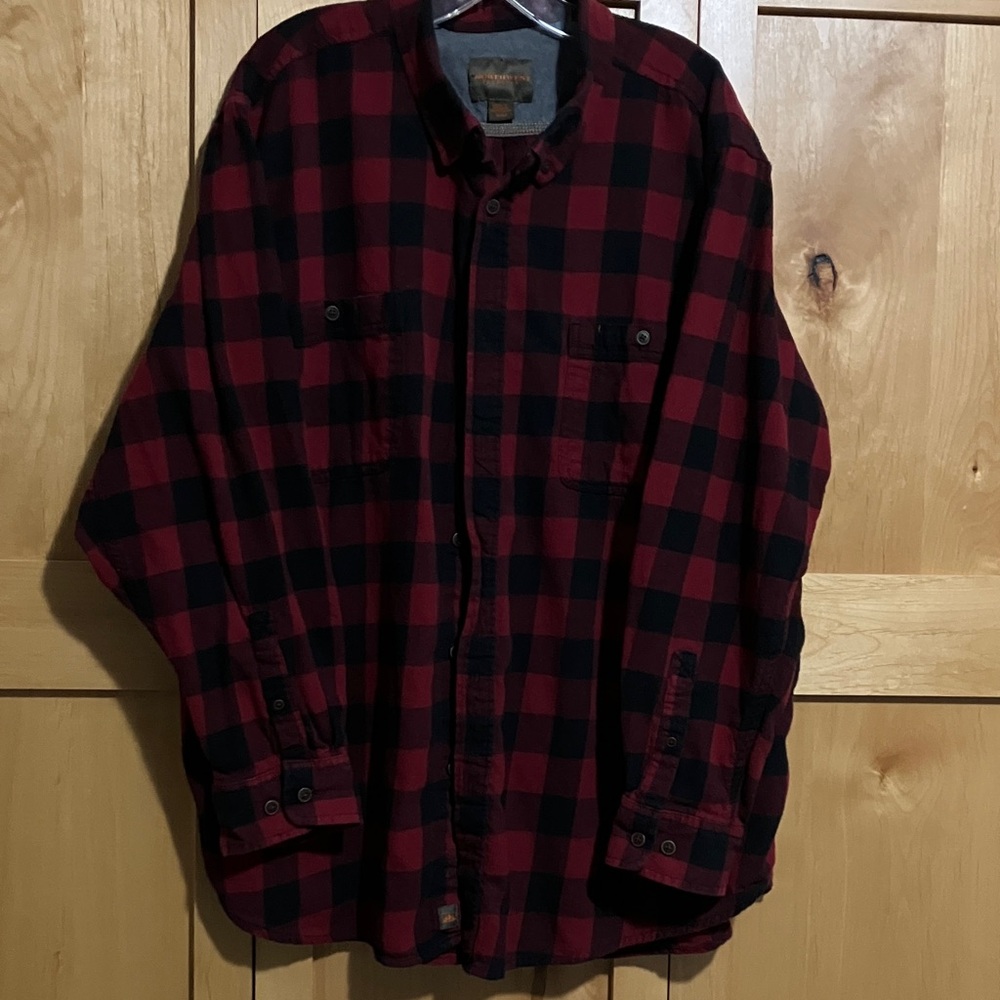 Northwest Territory buffalo plaid flannel button down shirt